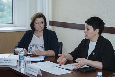Матери-героини смогут получить землю в собственность